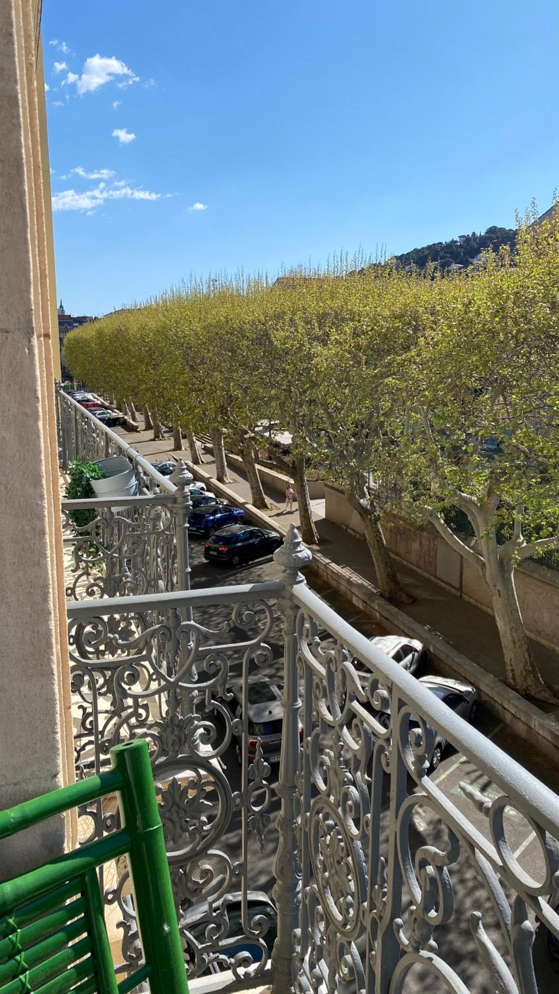 Le Saint Apolline - Sete, Appartement Haussmanien Экстерьер фото