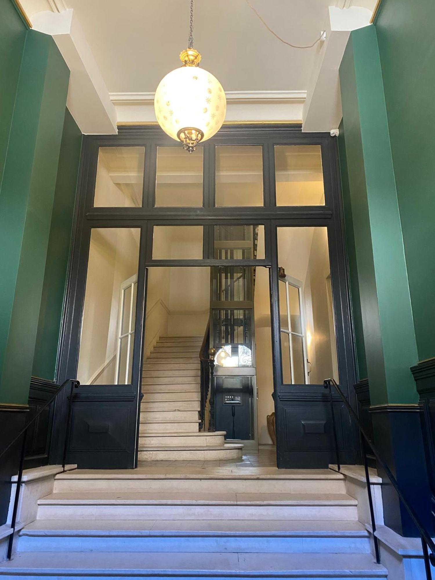 Le Saint Apolline - Sete, Appartement Haussmanien Экстерьер фото